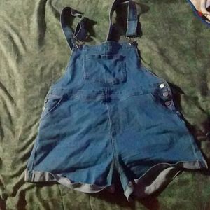 Vintage Light Wash Daisy Duke Shorts  Overalls Size Xl
